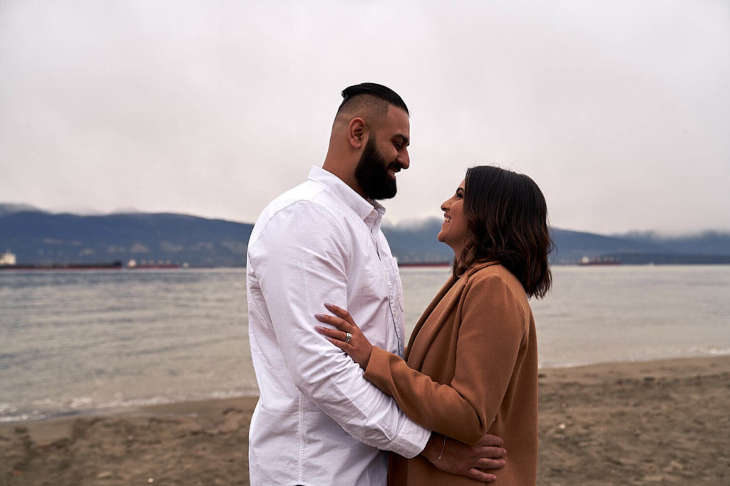 C&Y Photography-Vancouver_Photographer_Engagement_Wedding_Beach_Banks_Spanish